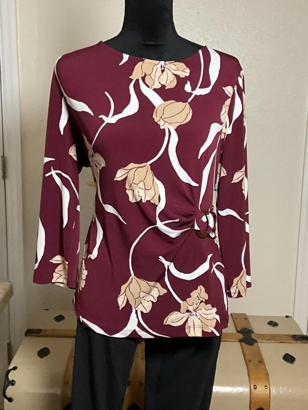 Stylish Liz Claiborne Burgundy Floral Blouse L Wine Tan Side Ring Clasp Career